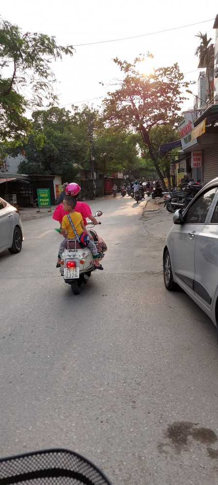 Cầu Am 2 tầng 2 ngủ, phân lô, ô tô đỗ cửa đẹp về ở luôn chỉ 1,65 tỷ