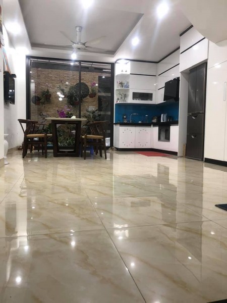 NHÀ ĐẸP KHU VỰC HIẾM NHÀ BÁN NỘI THẤT ĐẸP THIẾT KẾ HỢP LÝ 9.5 TỶ
