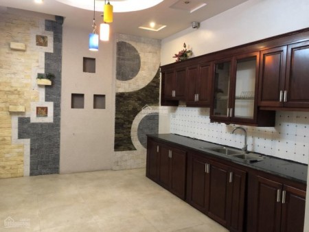 BÁN NHÀ RIÊNG 5 TẦNG SĐCC, DIỆN TÍCH 40M2, ĐỘI CẤN, BA ĐÌNH, NHỈNH 3 TỶ