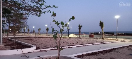 Cần bán lô đất cách biển Hồ Tràm chỉ 200m. Đất chính chủ, sổ đỏ sang tên Giá 500tr/m ngang