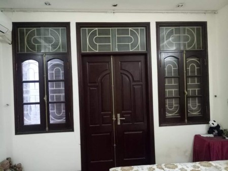 Bán nhà đẹp Xuân Thủy, Cầu Giấy đẹp ở luôn 50m2 4.4 tỷ.
