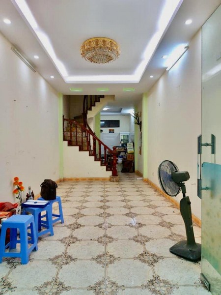 Hiếm bán nhà Thái Thịnh, Đống Đa, 72mx5TxMT3.8m, 9tỷ