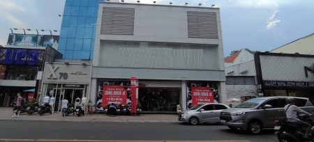 Nhà Mặt Tiền Đường Hoa Mai khu đông đúc
