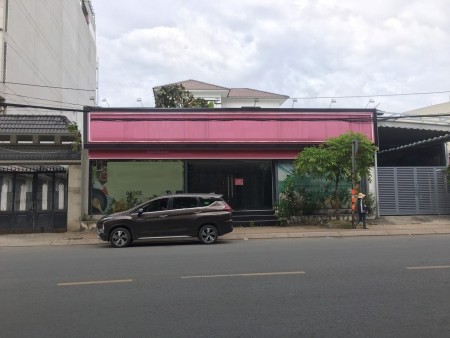 Nhà Mặt Tiền, Đường Quốc Lộ 13 gần trường học, ủy ban