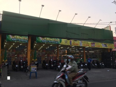 Mặt Tiền Đường Hàm Nghi. DT: 24 x 20 - khu đắc địa