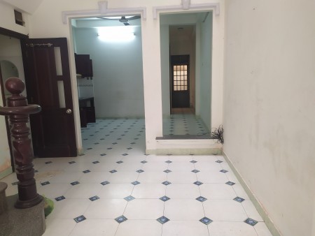 Nhà MT đường 16, phường Phước Long B, 1 trệt 2 lầu