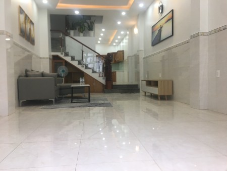 Nhà 4x20 nở hậu 5 hẻm xe hơi thông