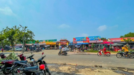BÁN ĐẤT ĐẸP TẶNG NHÀ KIỆT OTO 5M ĐƯỜNG NGUYỄN TRÃI ĐỐI DIỆN CHỢ TÂY LỘC. LH 0702_788_074