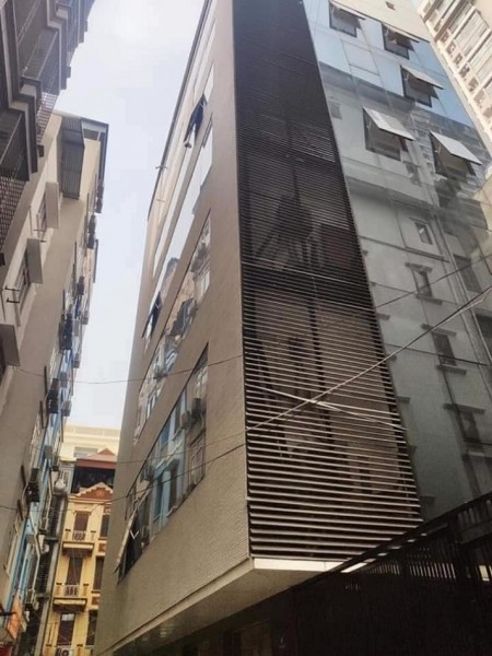 Tôi cần bán gấp nhà 8 tầng phố Tô Ngọc Vân giá 24.5 tỷ.