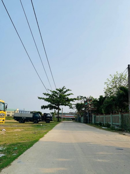 Phố CHợ Đại Cường DT: 7x23 Đường Quy hoạch 8m5