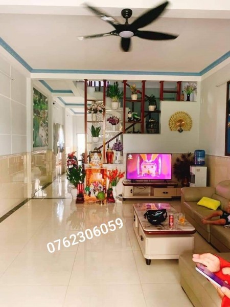 nhà chính chủ Huyện Bình Chánh 120m²