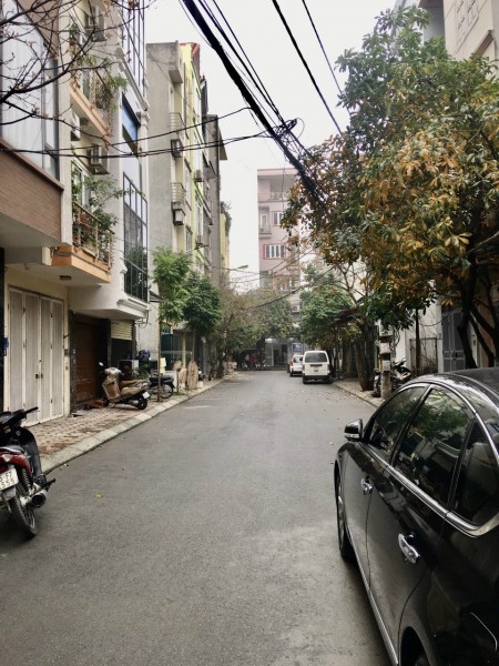 Cho thuê nhà Văn Quán Hà Đông gần mặt đường Chiến Thắng nhà phân lô ôtô đỗ cửa