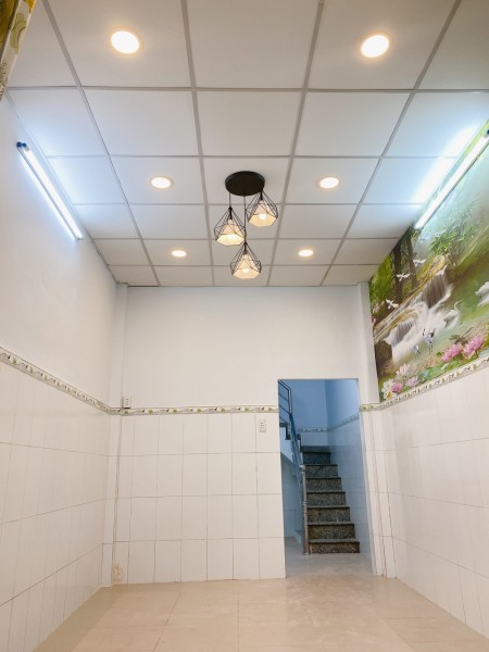 Cần tiền bán gấp nhà xinh, tiện ở ngay hẻm Chiến Lược, P. BTĐ, Quận Bình Tân