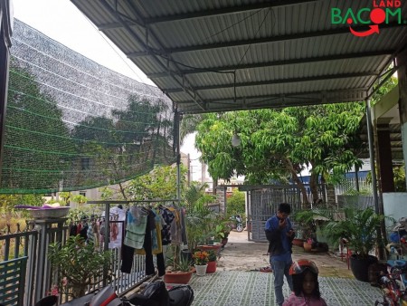 Chuyển nhà nên cần bán gấp Nhà Tân Hạnh, gần UBND phường Tân Hạnh, đi làm Bình Dương rất gần