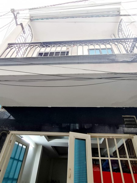 Chỉ 2 Tỷ 650 Có Ngay Nhà 2 Tầng 49m2 Phường 10 Tân Bình