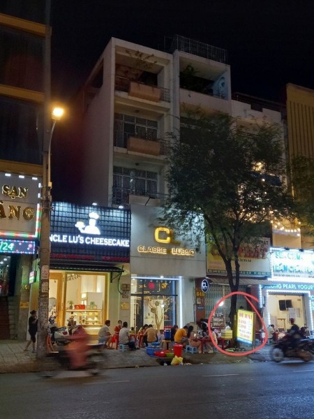 Cho thuê mặt bằng Quận 10 đường Sư Vạn Hạnh DT 4x17 trệt lửng 2 lầu giá 45 triệu/tháng