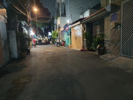 Bán nhà HXH 8m Quang Trung P8 GV, 52m2(4.2x12.5) 2Tầng chỉ 4.9Tỷ (TL)