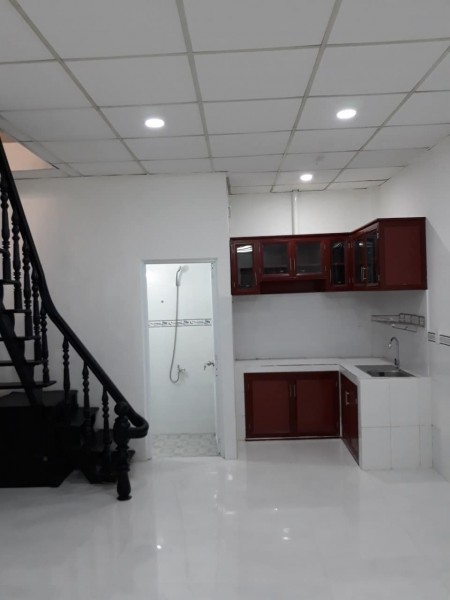Bán nhà nhỏ Đường Nguyễn Hữu Tiến Phường Tây Thạnh Quận Tân Phú 28m2 2 tầng giá 2.3 tỷ