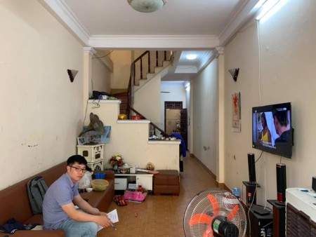 Bán Nhà Ngọc Hồi 52m2, Oto Tránh, Nhà Đẹp 2 Mặt Thoáng, Gần Bến Xe Nước Ngầm Chỉ 3.9 Tỷ