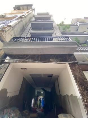 CHÍNH CHỦ CẦN BÁN GẤP NHÀ 5 TẦNG GẦN BV BẠCH MAI Ô TÔ ĐÕ CỬA.