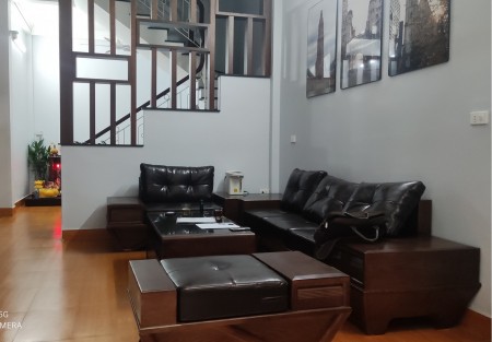 BÁN NHÀ Nguyễn Văn Cừ, Long Biên 48m2, ô tô thông, chỉ 4 tỷ. LH:O977.611.089