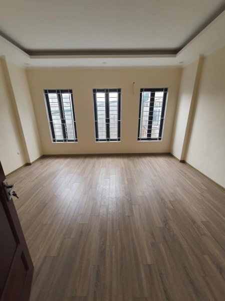 NGÕ Ô TÔ DỰ ÁN GẦN NHÀ TƯƠNG LAI GIÁ TRỊ CAO, MẶT TIỀN 5M, 5 TẦNG CHỈ 2X TỶ