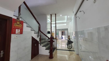 Nhà HOT nhất Quận 10 4 tầng 4PN HXH đường Thành Thái Giá 9 tỷ
