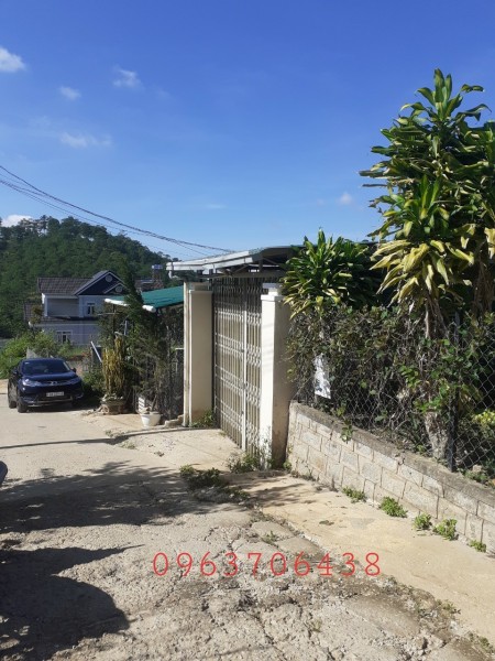 Bán nhà view đẹp đường Hoàng Hoa Thám phường 10 Đà Lạt