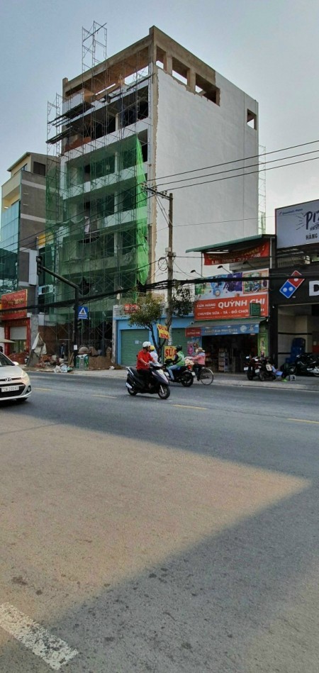 Cấn chuyển nhượng căn mặt tiền 1112 Huỳnh Tấn Phát, Tân Phú, Quận 7, Giá 38 tỷ +84.943211439 Ms Hải