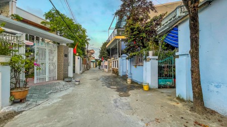 BÁN GẤP LÔ ĐẤT ĐẸP KIỆT Ô TÔ AN DƯƠNG VƯƠNG GIÁ CHỈ 1,X TỶ