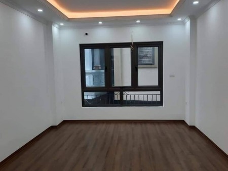 Bán Nhà Phố Chùa Láng Cầu Giấy 50m2 x 4 Tầng Kinh Doanh Ở Nhỉnh 4 Tỷ.