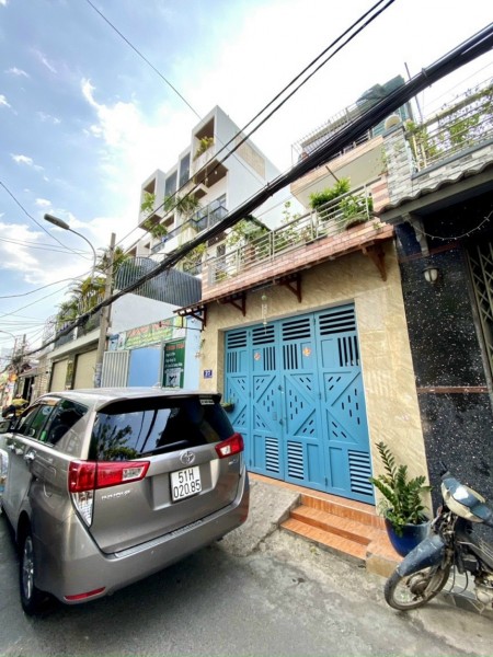 Nhà 2 lầu, shr, 74m2, 890 triệu đường Lê Lợi, Tân Thới Nhì, Hóc Môn