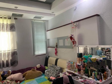 Kẹt vốn bán gấp nhà mặt tiền Dương Quảng Hàm gần Nguyễn THái Sơn 150m2 giá rẻ, LH lh0931572806