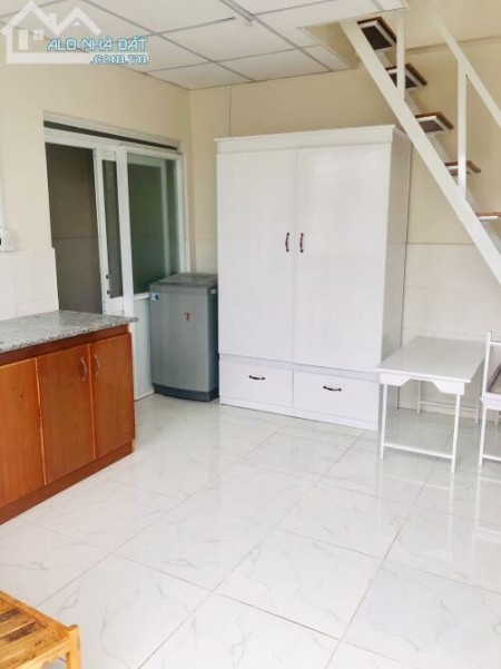 Góc Cho Thuê Phòng Trọ Có Máy Lạnh, Máy Giặt Trục Chính Hẻm Ninh Kiều