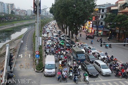 Bán nhà 5T mặt phố ĐƯỜNG Láng 36m2 cho thuê vui 25tr/th. giá nhỉnh 7 tỷ