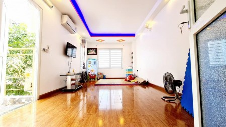 Đi đến slide 6
