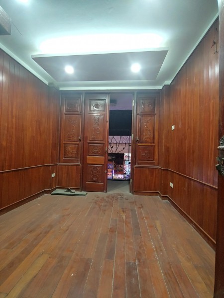 Bán nhà mặt phố Nguyễn Trãi, quận Thanh Xuân, kinh doanh tốt, 7 tầng chỉ hơn 5 tỷ