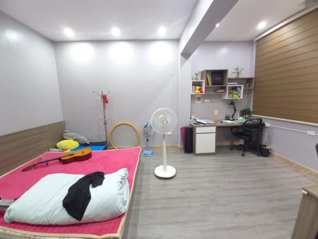 Hiếm nhà phố cổ cách hồ hoàn kiếm 500m MT4.6M chỉ8.3 tỷ