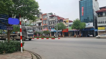 Bán nhà: Đầu phố, ô tô tránh, Building cao tầng Ngọc Hồi, Thanh Trì 151m, Mt 6.3m, 8.95 tỷ