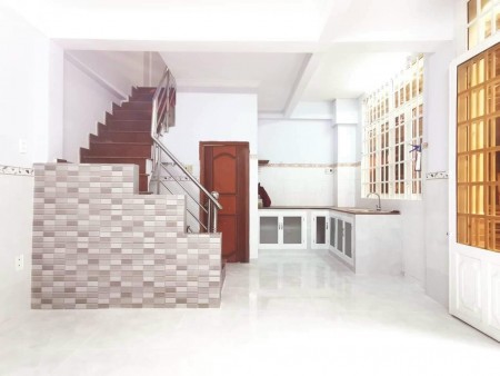 Bán nhà hẻm xe hơi đường Nguyễn Văn Đậu, ngang 6m, 30 m2, 3 tầng, chỉ 3 tỷ 6
