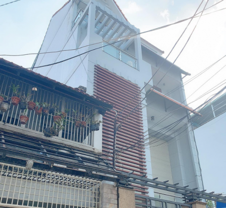 Nhà Hẻm Xe Tải Nơ Trang Long, P.13, BT 93m2 (4,5x20) 5PN Gía 9.6 tỷ TL