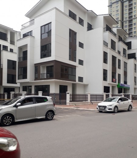 Cho thuê Biệt Thự 35 Lê Văn Thiêm, Thanh Xuân, Hà Nội, 440m2, giá siêu hót !!!!