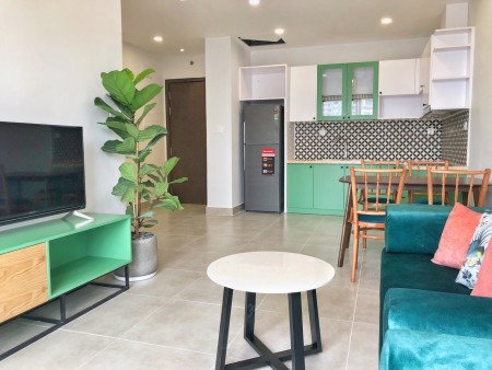 Cho thuê CH Sunrise 3PN giá 15tr full nội thất bao phí quản lý. LH 0938011552