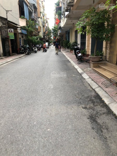 LONG BIÊN, NHÀ MẶT NGÕ, Ô TÔ TRÁNH, KINH DOANH, NHỈNH 2 TỶ