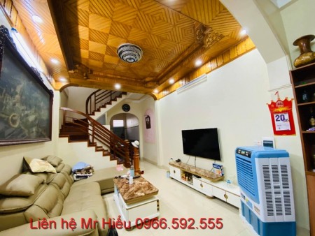 MS132 Cần Bán Gấp Nhà Cự Lộc Thanh Xuân Vị Trí TT, 2 Thoáng Tặng Nội Thất 50m2 chỉ 5,3 Tỷ