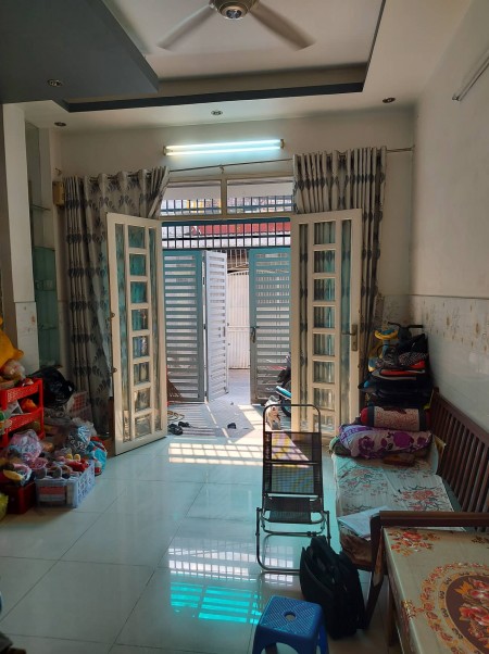 Bán nhà hẻm xe hơi đường Văn Cao,Quận Tân Phú, thẳng 1 trục , giá 5 tỷ 5