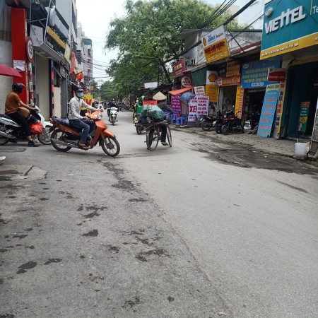 Hiếm! Nhà mặt Phố Mỹ Đình, 2 mặt tiền, 3 ô tô tránh, kinh doanh, 130m2, nhỉnh 24 tỷ.
