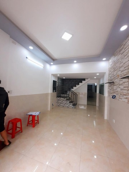 Bán nhà 1 sẹc hẻm xe hơi Lạc Long Quân 49m2, mặt tiền 4m, Tân Bình, 4 tỷ 150