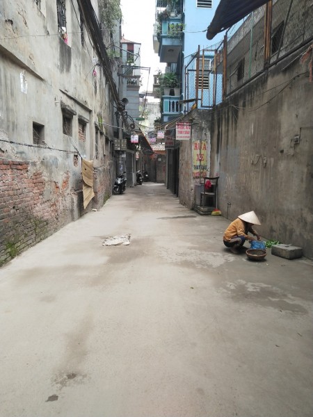 Bán nhà Minh khai – hai ngoặt ngắn ra mặt phố 37m2 5 tầng giá chỉ 2.9 tỷ siêu hiếm
