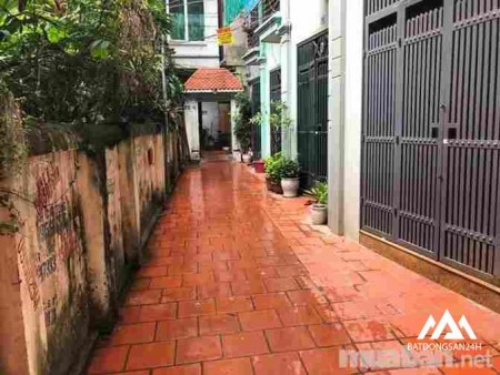 BÁN NHÀ QUAN NHÂN Ô TÔ 10M DT 40M2 x 3 TẦNG MT 5.3M CHỈ 4.2 TỶ